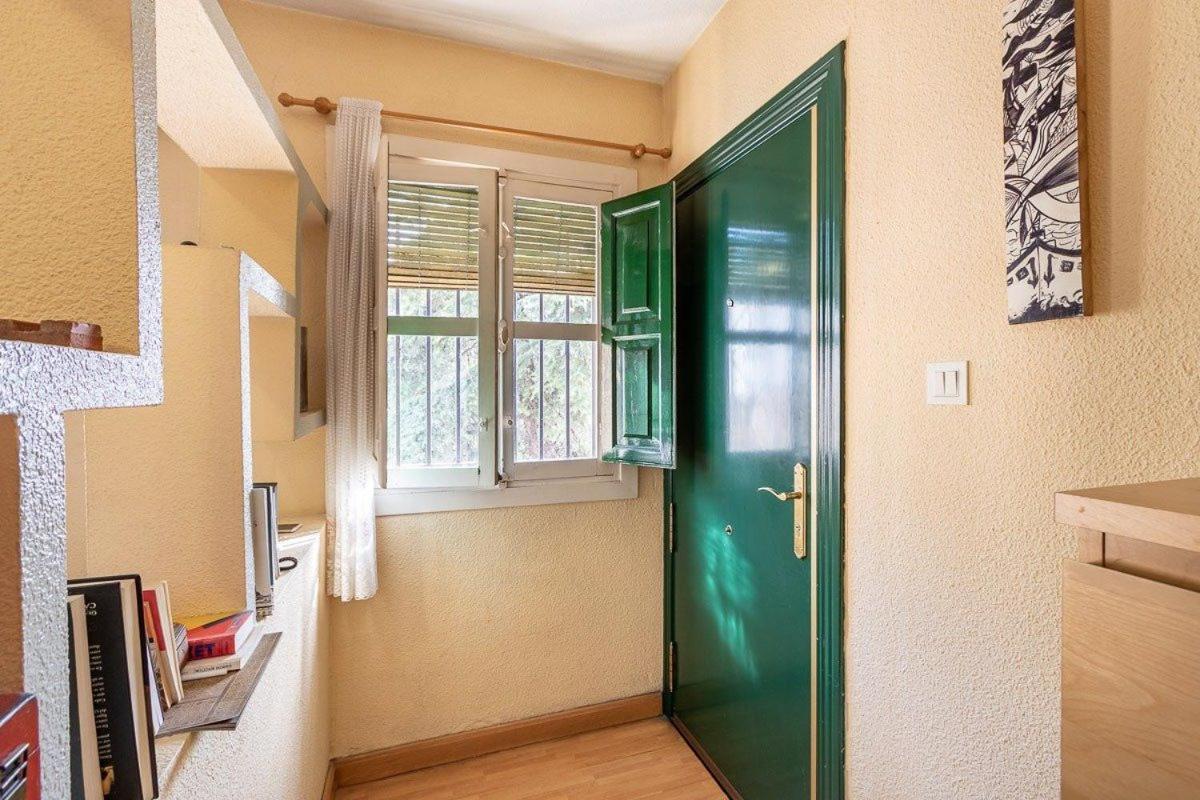 Amazing Apartment In Albaicin 5 Minutes To The City Center Granada Bagian luar foto
